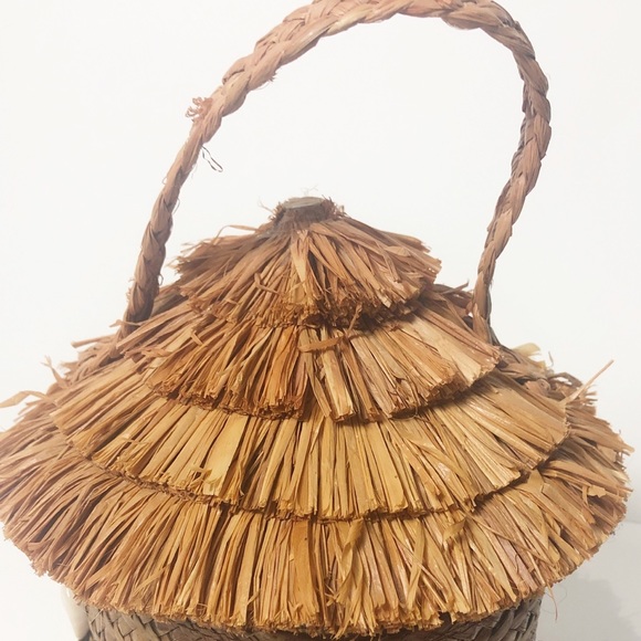 Cappelli straw round tiki hut purse - Picture 7 of 8